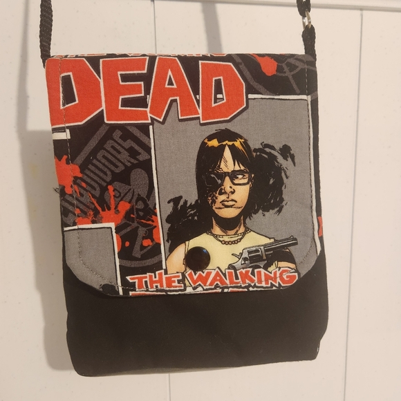 Walking Dead Black Fabric & Patent Messanger Crossbag Purse - Picture 3 of 10